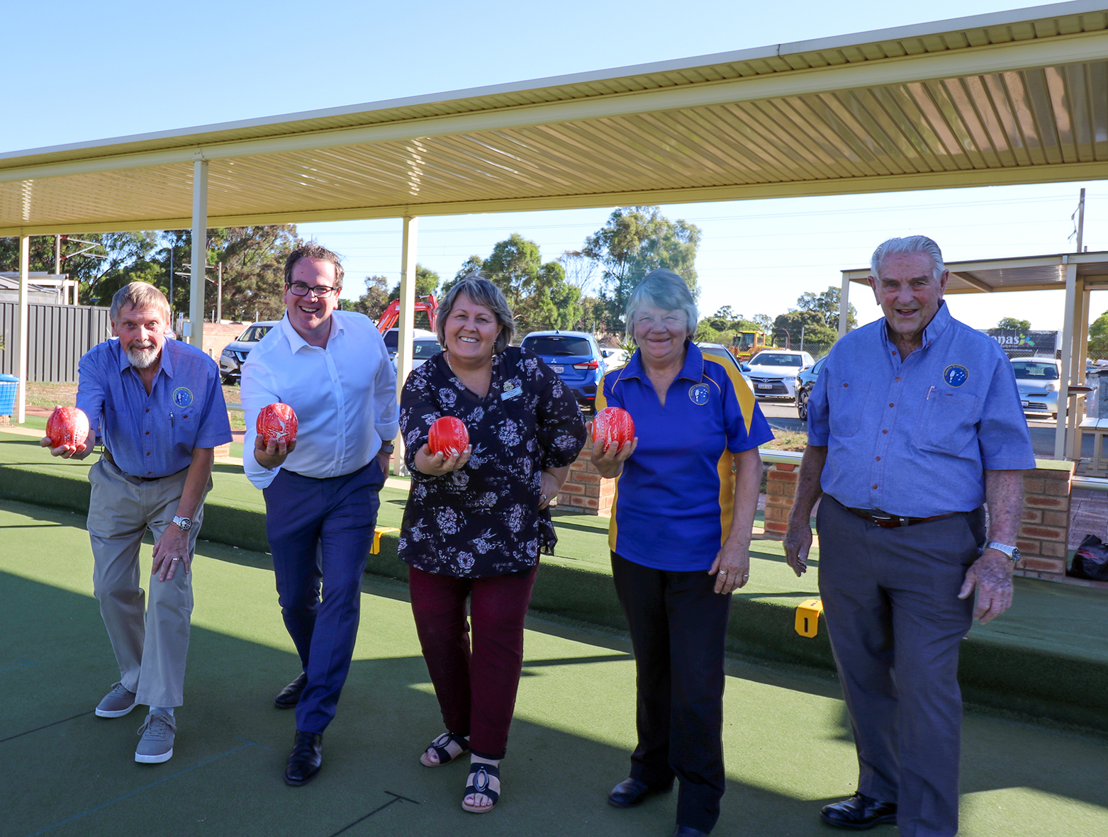  Gosnells Bowling Club Planning Committee Chairman Peter Charkiewicz,  Member for Burt Matt Keogh, City of Gosnells Mayor Terresa Lynes, Gosnells Bowling  Club President Hazel McGinty and Gosnells Bowling Club Planning Committee member  Brian Fox take to the green.