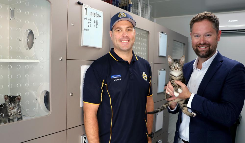 Caption – Ranger Andrew and Deputy Mayor Adam Hort at the City of Gosnells’ new Cat  Management Facility
