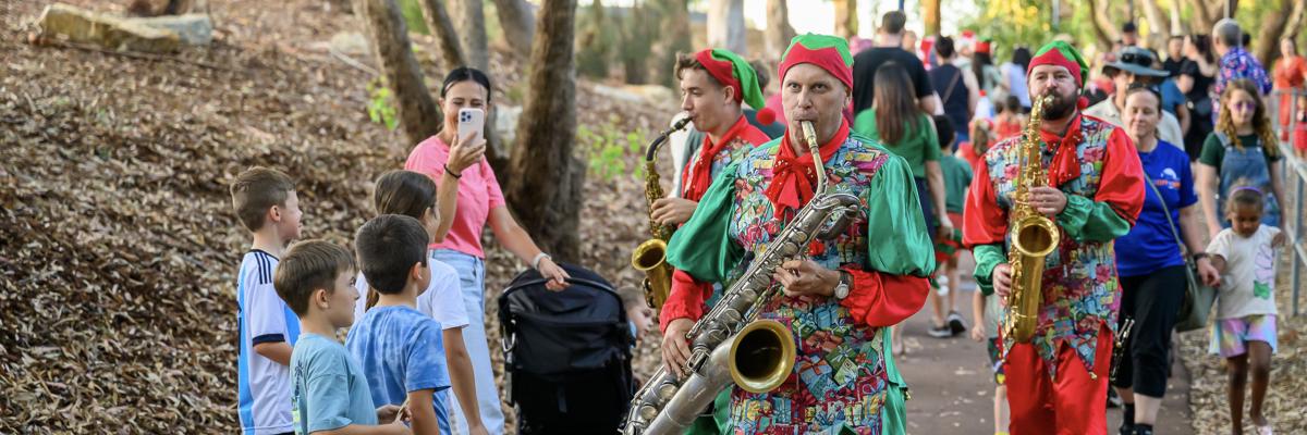 Embrace the Christmas spirit as you Jingle All the Way through the City of Gosnells annual Christmas event on Saturday 13 December from 5pm to 9pm at Civic Centre Gardens and Centennial Pioneer Park, Gosnells