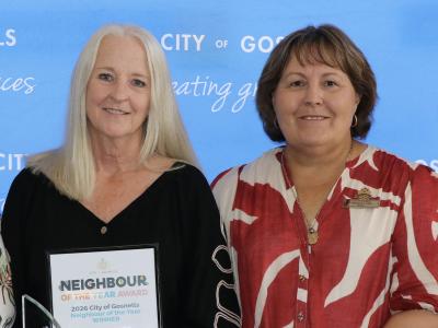 City of Gosnells Mayor Terresa Lynes congratulates 2026 Neighbour of the Year winner Liz Tander. (L-R Nominator Sue Hodson, winner Liz Tander, Mayor Terresa Lynes and Liz’s mother Suzanne Hanley).